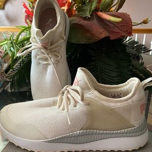 Puma sneakers women’s